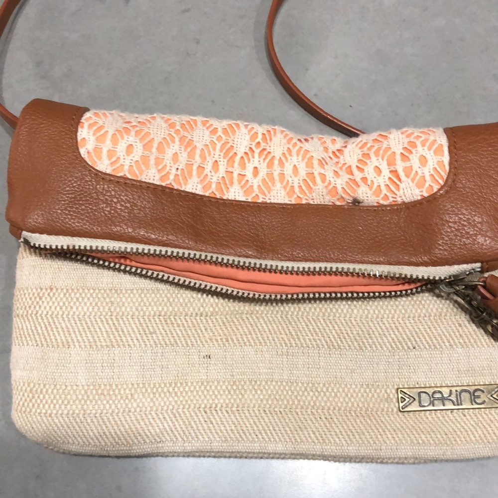 Dakine Purse!